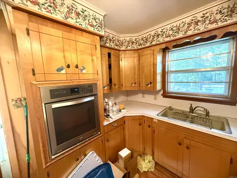 Kitchen - 613 E Cedar, Warren, AR 71671 photo 2 of 3