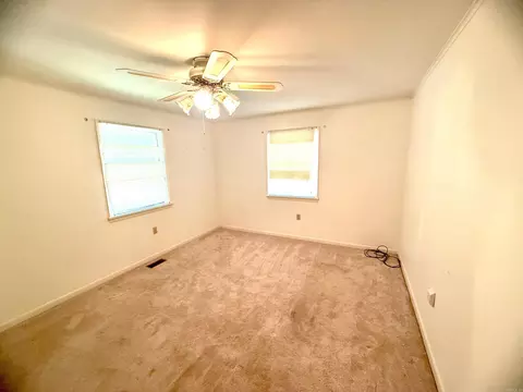 Bedroom - 613 E Cedar, Warren, AR 71671 photo 4 of 6