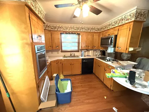 Kitchen - 613 E Cedar, Warren, AR 71671 photo 1 of 3