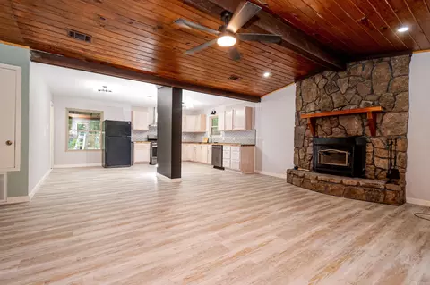 Living - 43 Calhoun 11, Hampton, AR 71744 photo 3 of 3