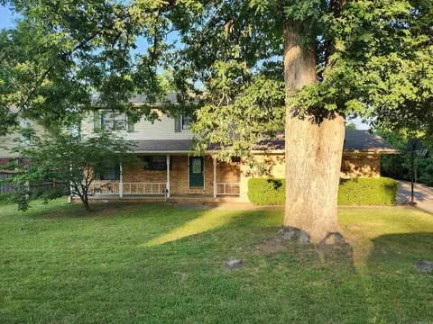 1025 S Claremont Ave, Sherwood, AR 72120
