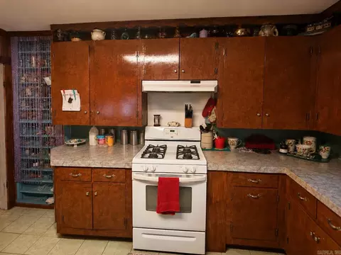 Kitchen - 102 E Sunset Dr, Sheridan, AR 72150 photo 3 of 3