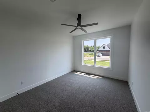 Bedroom - 7073 Cold Crk, Alexander, AR 72002 photo 1 of 3