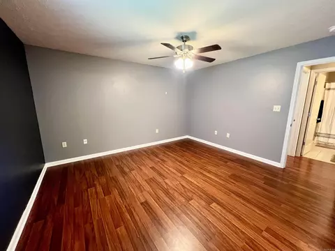 Bedroom - 630 Shiloh Dr, Conway, AR 72032 photo 2 of 5