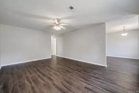 Living - 524 Second St, Conway, AR 72032 photo 1 of 4