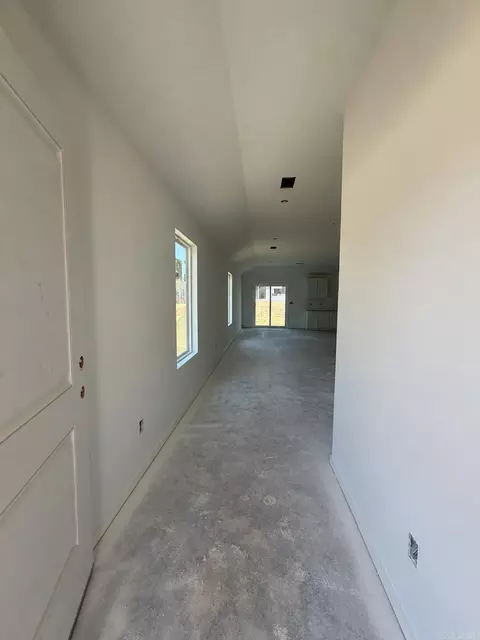 Entry Way - 1561 Meadows Dr, Benton, AR 72019 photo 1 of 1