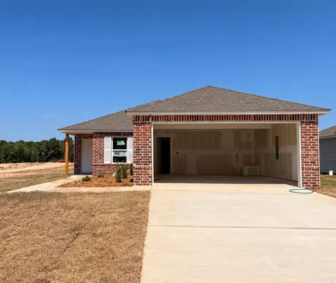 1561 Meadows Dr, Benton, AR 72019