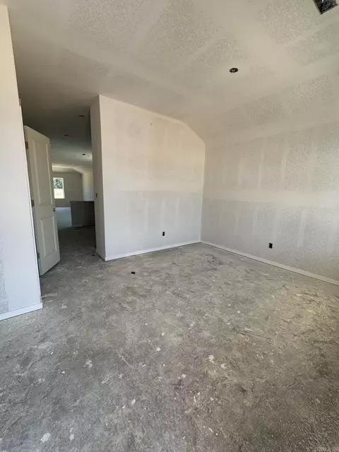 Bedroom - 8009 Chesapeake Trl, Bauxite, AR 72011 photo 1 of 3