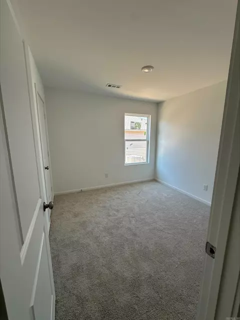 Bedroom - 8033 Chesapeake Trl, Bauxite, AR 72011 photo 3 of 3
