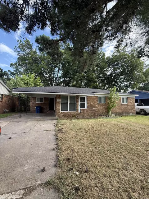 708 Annelle St, North Little Rock, AR 72117