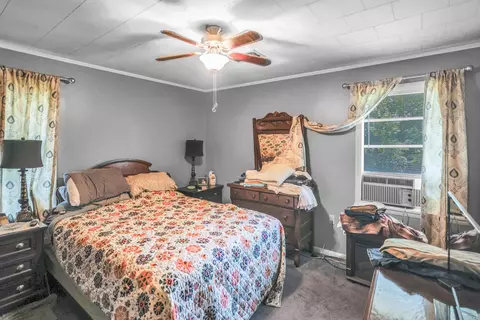 Bedroom - 80 Parliment Hl, Mount Ida, AR 71957 photo 1 of 3