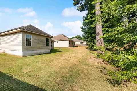 Exterior - 104 Sahalee Cv, Haskell, AR 72015 photo 6 of 12