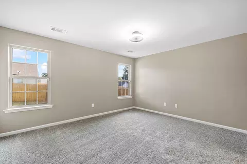 Bedroom - 104 Sahalee Cv, Haskell, AR 72015 photo 1 of 5