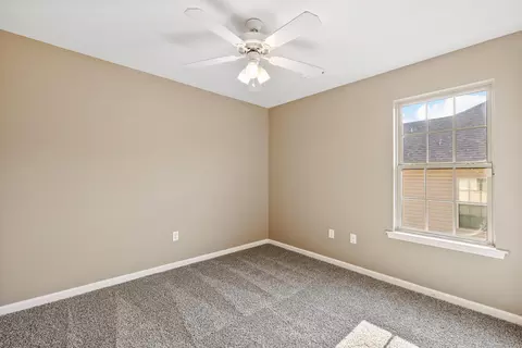 Bedroom - 104 Sahalee Cv, Haskell, AR 72015 photo 4 of 5