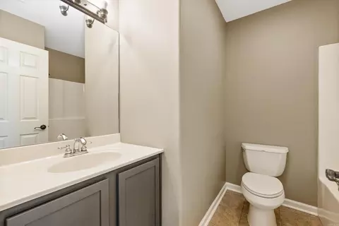 Bath - 104 Sahalee Cv, Haskell, AR 72015 photo 4 of 5