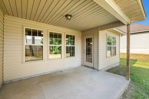 Exterior - 104 Sahalee Cv, Haskell, AR 72015 photo 3 of 12
