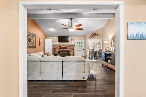 Entry Way - 364 E Hwy 286 E, Conway, AR 72032 photo 1 of 4