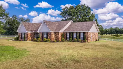 Exterior - 364 E Hwy 286 E, Conway, AR 72032 photo 2 of 8