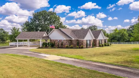 Exterior - 364 E Hwy 286 E, Conway, AR 72032 photo 3 of 8
