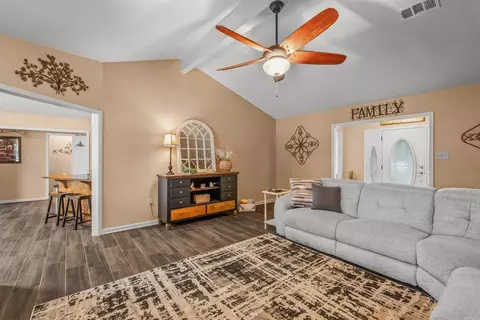 Entry Way - 364 E Hwy 286 E, Conway, AR 72032 photo 2 of 4