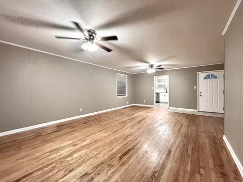 704 Forest Ln, Benton, AR 72019 photo 10
