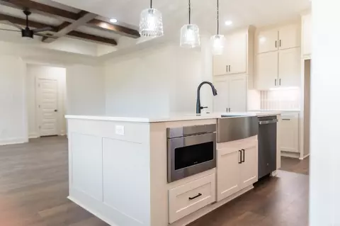 Kitchen - 120 Michael Dr, Cabot, AR 72023 photo 10 of 10