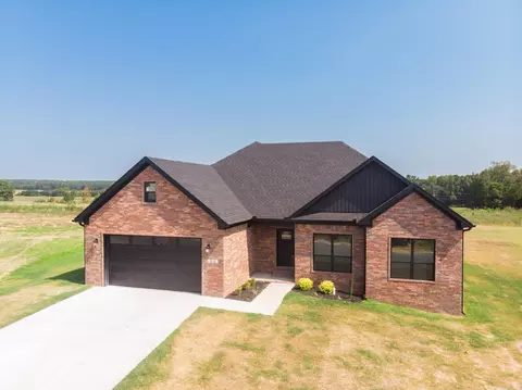 Exterior - 120 Michael Dr, Cabot, AR 72023 photo 2 of 8