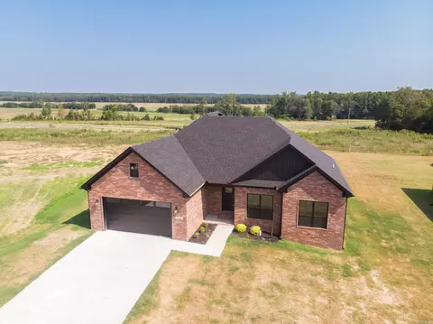 Exterior - 120 Michael Dr, Cabot, AR 72023 photo 3 of 8