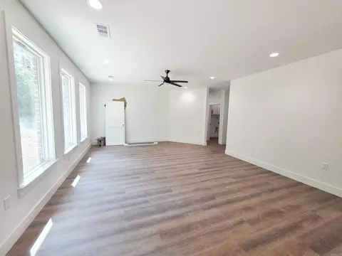 Living - 563 Crepe Myrtle Loop, Cabot, AR 72023 photo 1 of 1
