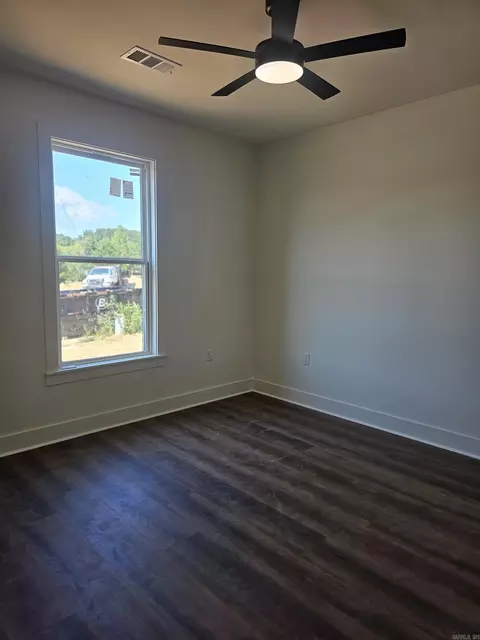 Bedroom - 563 Crepe Myrtle Loop, Cabot, AR 72023 photo 4 of 6