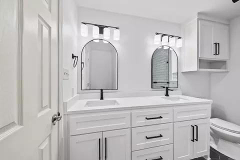 Bath - 97 Rosebud Cir, Cabot, AR 72023 photo 4 of 5