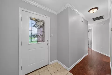 Entry Way - 97 Rosebud Cir, Cabot, AR 72023 photo 2 of 2