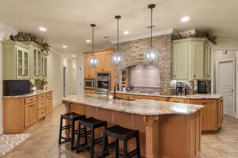 Kitchen - 2705 Campground Rd, Cabot, AR 72023 photo 4 of 6