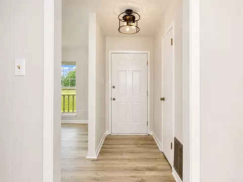 Entry Way - 9003 Dyson, Pine Bluff, AR 71603 photo 1 of 1