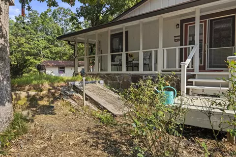 Exterior - 17 Lake Shore Dr, Conway, AR 72032 photo 6 of 9