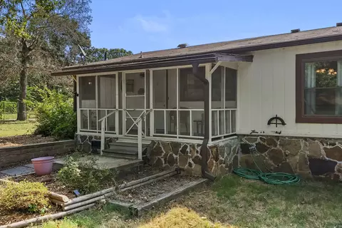 Exterior - 17 Lake Shore Dr, Conway, AR 72032 photo 5 of 9