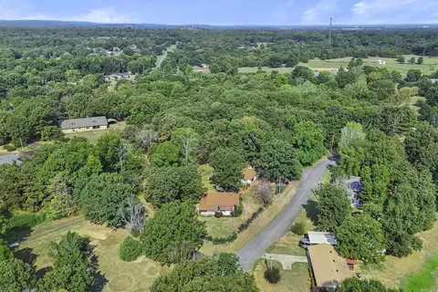 View/Area - 17 Lake Shore Dr, Conway, AR 72032 photo 3 of 6