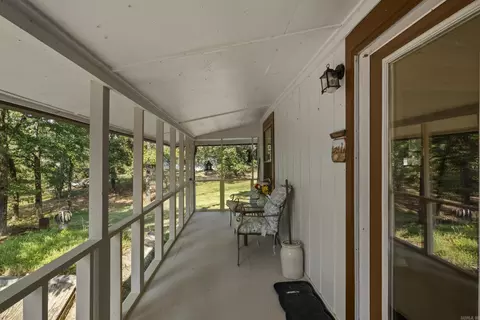 Exterior - 17 Lake Shore Dr, Conway, AR 72032 photo 2 of 9