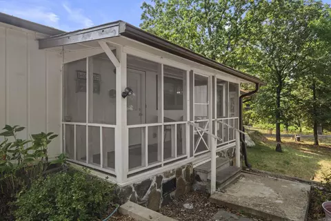 Exterior - 17 Lake Shore Dr, Conway, AR 72032 photo 4 of 9