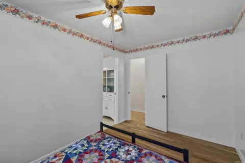 Bedroom - 17 Lake Shore Dr, Conway, AR 72032 photo 4 of 4