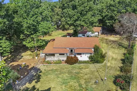 Exterior - 17 Lake Shore Dr, Conway, AR 72032 photo 1 of 9