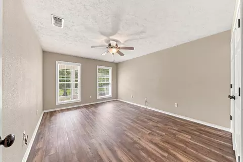 Bedroom - 621 Crosstrails Rd, De Queen, AR 71832 photo 1 of 1