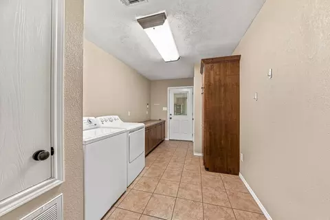 Other - 621 Crosstrails Rd, De Queen, AR 71832 photo 4 of 10
