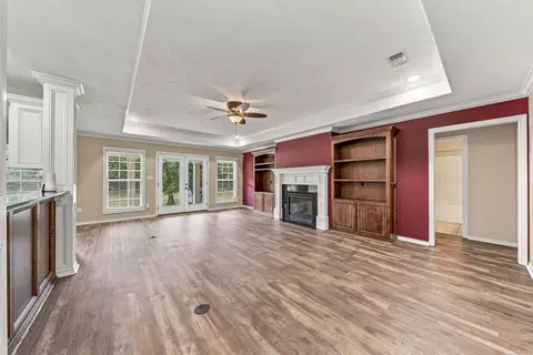 Living - 621 Crosstrails Rd, De Queen, AR 71832 photo 1 of 7