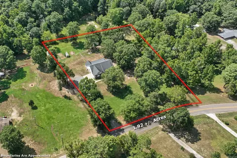 View/Area - 621 Crosstrails Rd, De Queen, AR 71832 photo 3 of 3