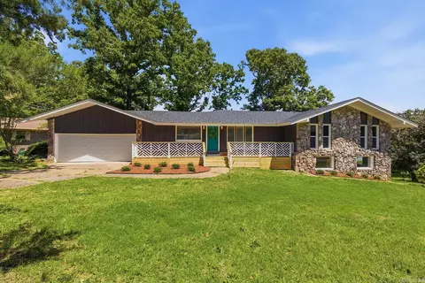 33 Narragansett Pl, Sherwood, AR 72120
