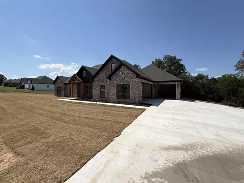 Exterior - 13 Pear Cir, Greenbrier, AR 72058 photo 3 of 5