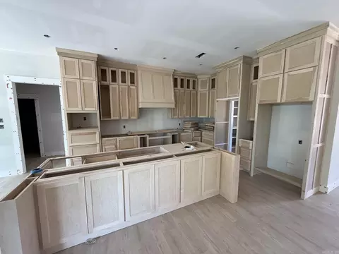 Kitchen - 13 Pear Cir, Greenbrier, AR 72058 photo 2 of 4