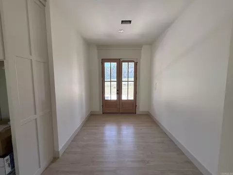 Entry Way - 13 Pear Cir, Greenbrier, AR 72058 photo 1 of 2