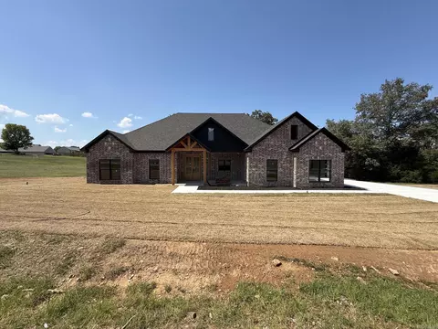 Exterior - 13 Pear Cir, Greenbrier, AR 72058 photo 2 of 5
